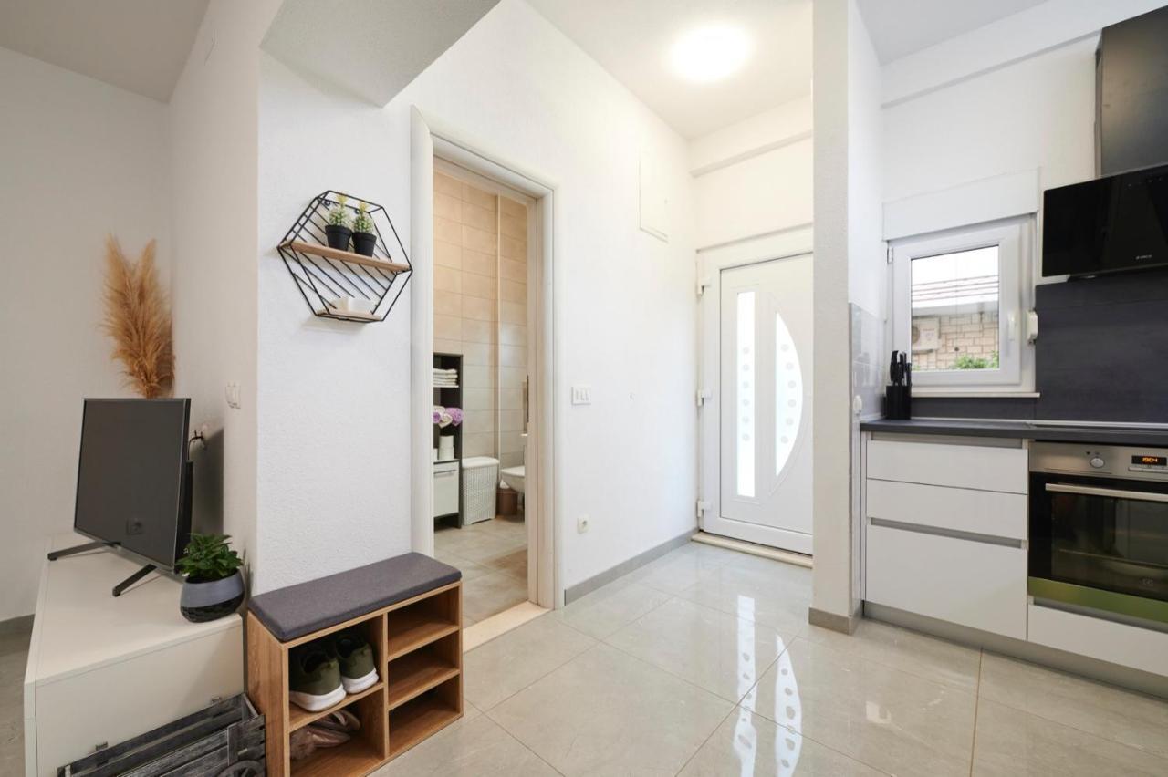 Apartment Josip Ciovo Trogir Exterior photo